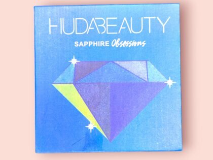 Huda Beauty Sapphire Obsessions Eyeshadow Palette